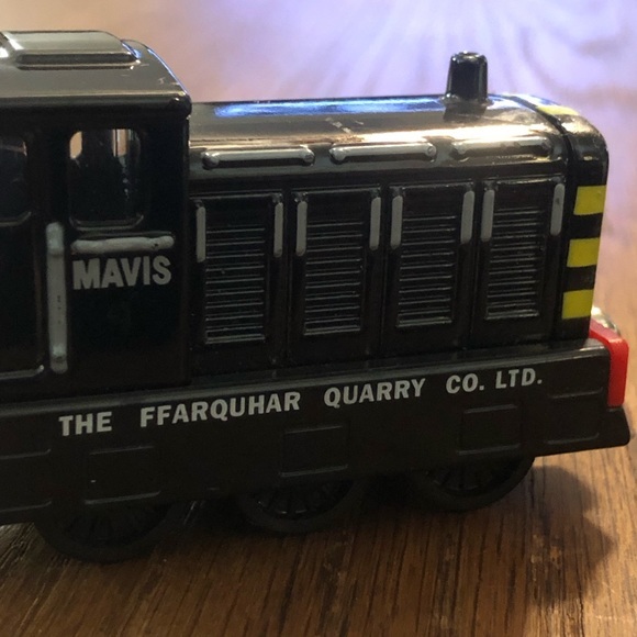 Thomas the Train Mavis Diecast Metal Tank Engine Friends Take Play 2003. - Picture 5 of 9